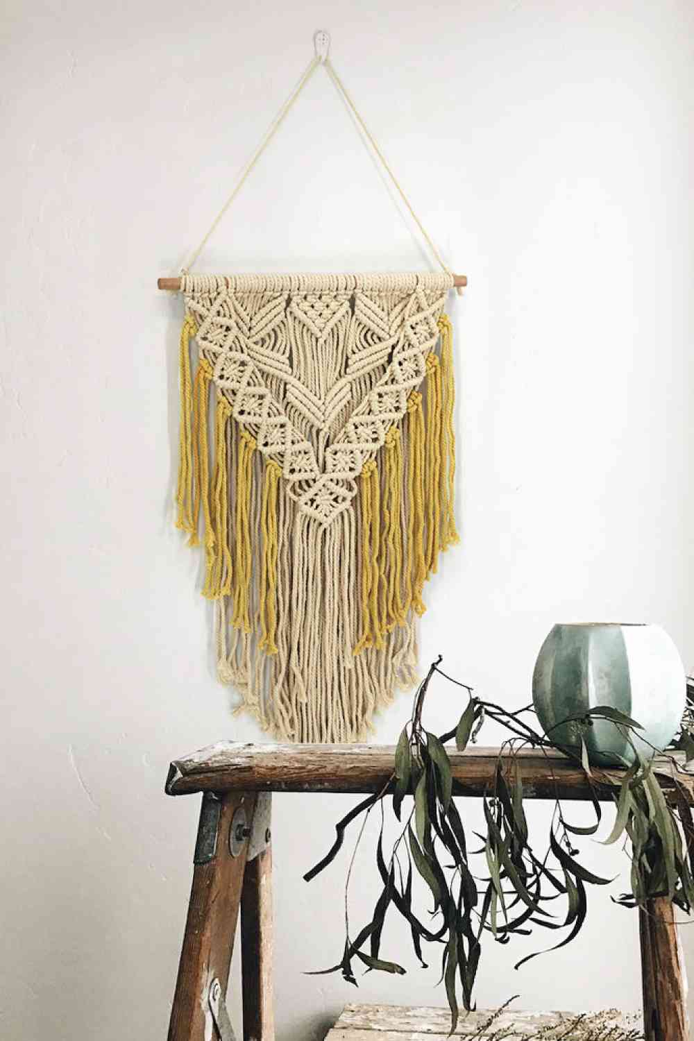 Contrast Fringe Macrame Wall Hanging